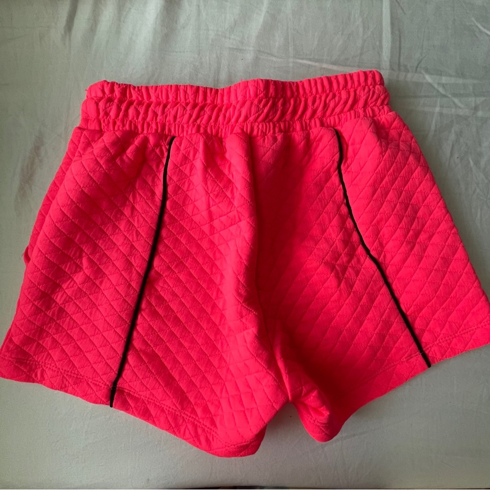 Neon Pink Quilted Shorts - Picture 3 of 3